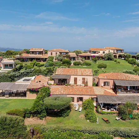 Cala Granu 2 Bedrooms, Garden And Sea View アパート ポルト・チェルボ